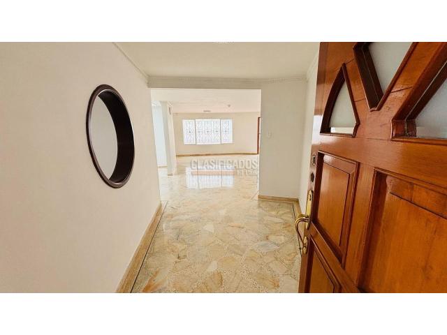 Casas, Venta en Prados del Norte
