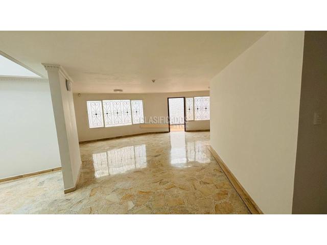 Casas, Venta en Prados del Norte