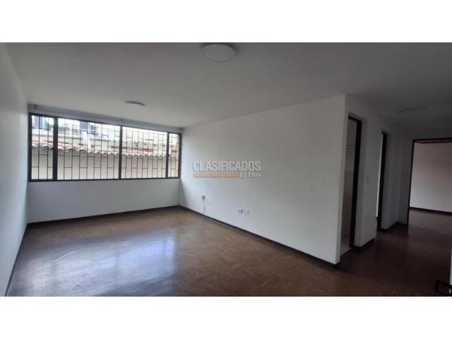 Apartamentos, Alquiler en Chía