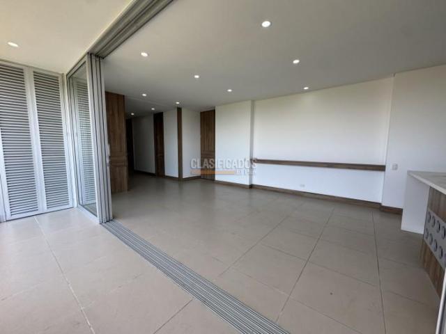 Apartamentos, Venta en Pance