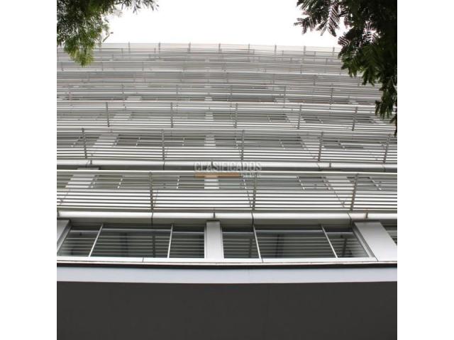 Oficinas y Consultorios, Alquiler en Santa Mónica Residencial