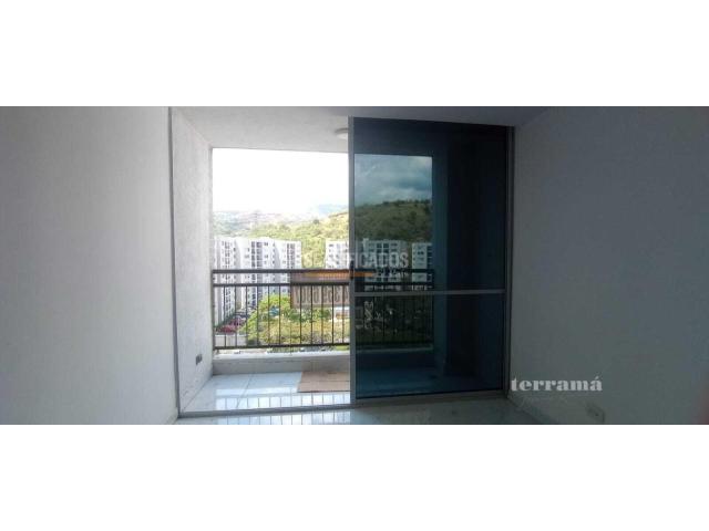 Apartamentos, Venta en Yumbo