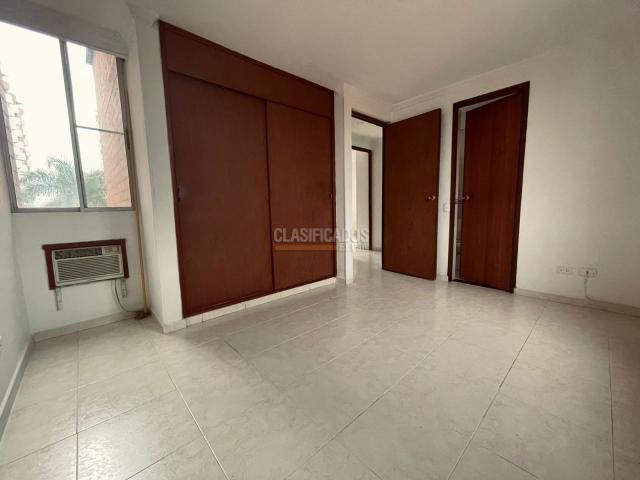 Apartamentos, Alquiler en Las Quintas de Don Simón