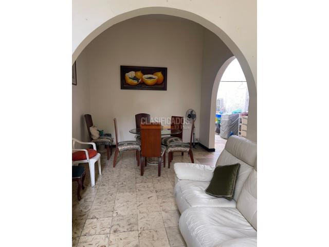 Casas, Venta en Bretaña
