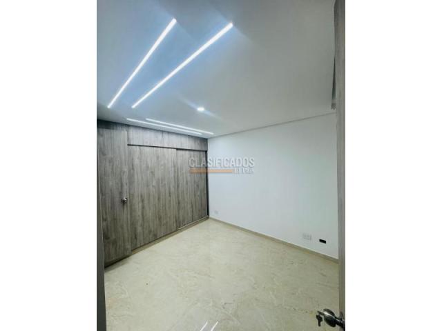 Apartamentos, Venta en Valle del Lili