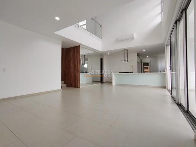 Apartamentos, Venta en Pance