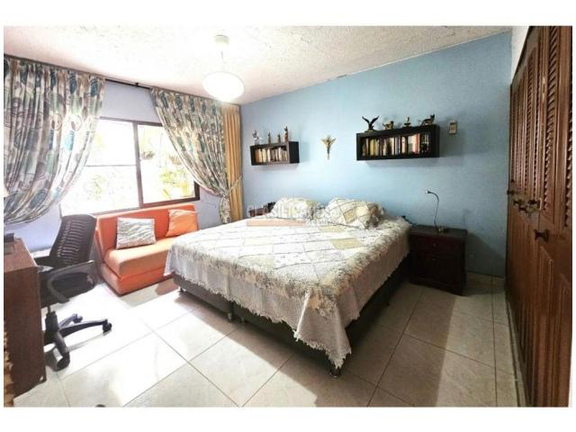 Casas, Venta en Prados del Norte