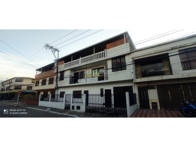 Apartamentos, Alquiler en La Base