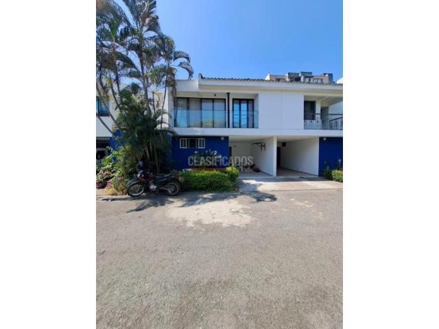 Casas, Venta en La Hacienda