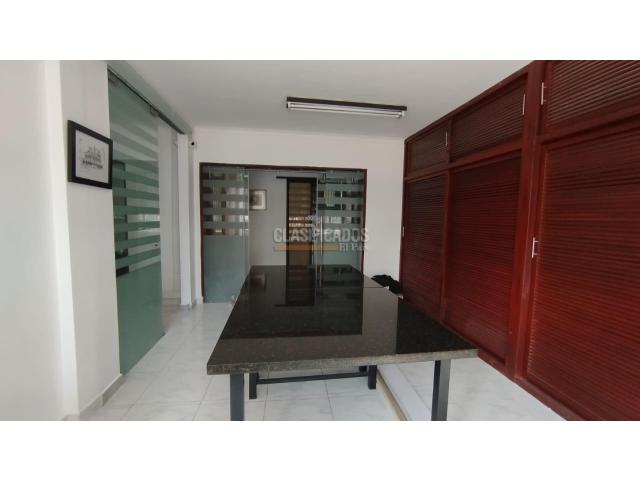 Oficinas y Consultorios, Alquiler en Versalles