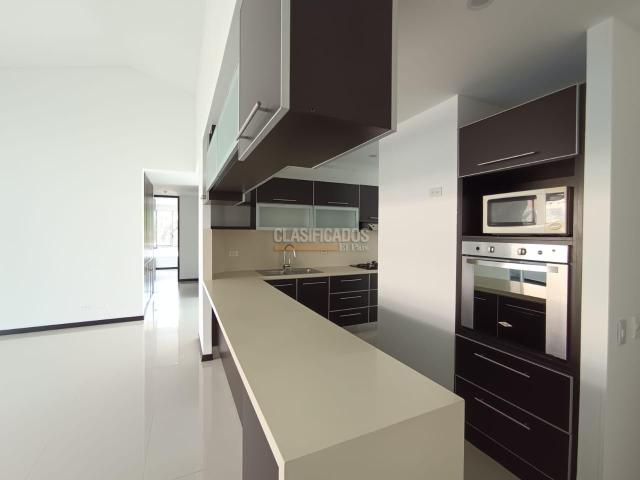 Apartamentos, Venta en Pance