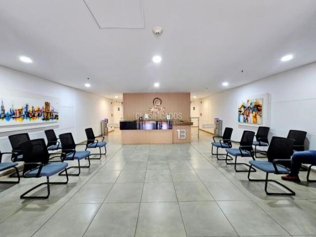 Oficinas y Consultorios, Venta en Santa Mónica Residencial