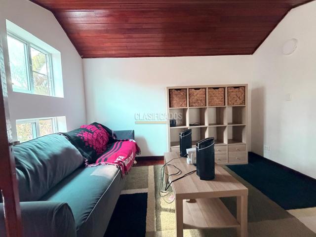 Casas, Venta en La Riverita