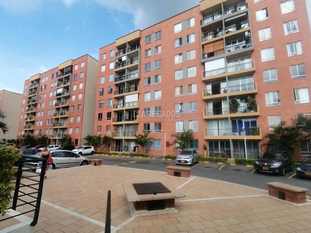 Apartamentos, Alquiler en Caney