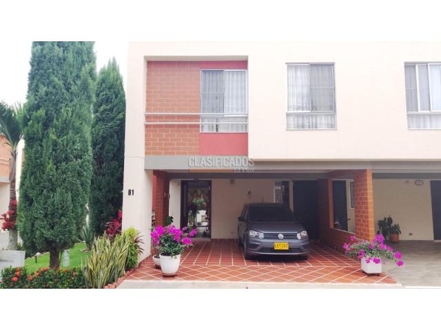 Apartamentos, Venta en Jamundí