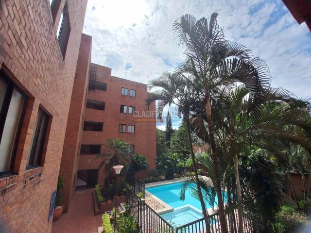 Apartamentos, Venta en El Refugio