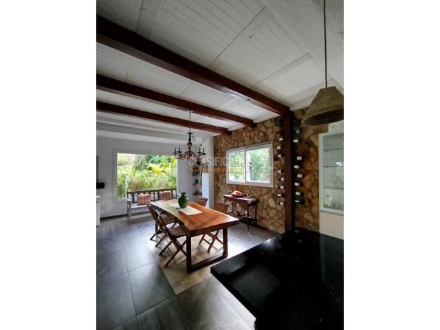 Casas, Venta en Ciudad Jardín