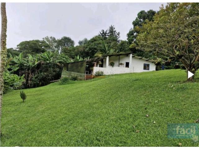 Fincas y Casas Campestres, Venta en Yumbo