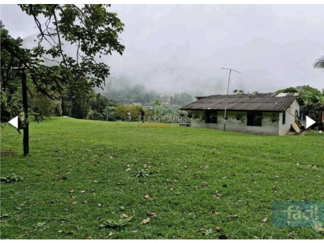 Fincas y Casas Campestres, Venta en Yumbo
