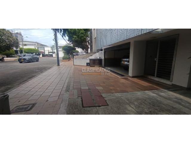 Casas, Alquiler en Ciudad Jardín