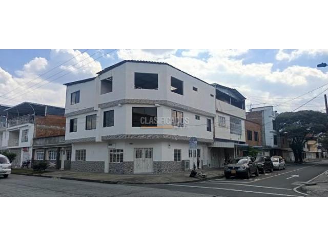 Edificios, Venta en Cristóbal Colón