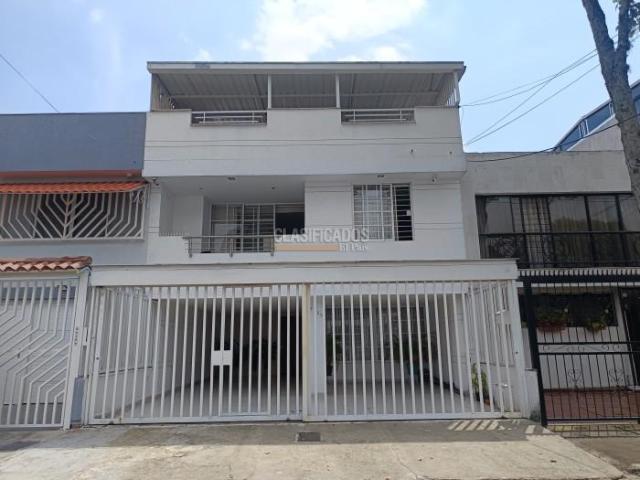 Casas, Venta en Camino Real