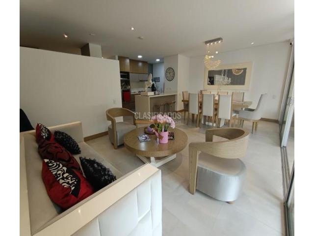 Apartamentos, Venta en Santa Mónica Central