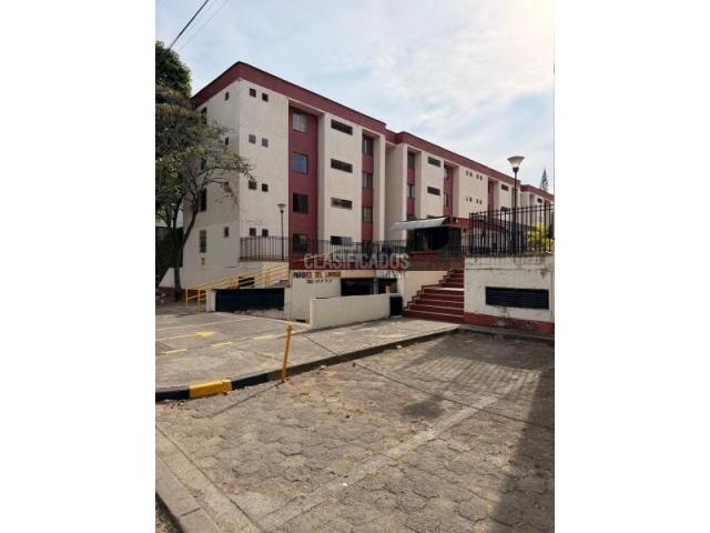 Apartamentos, Venta en Las Quintas de Don Simón