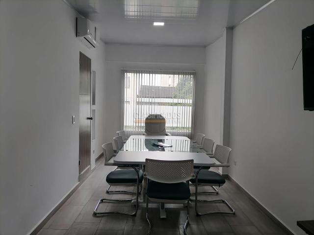 Edificios, Venta en Versalles