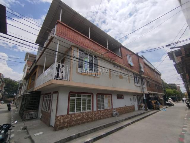 Apartamentos, Alquiler en San Luisito