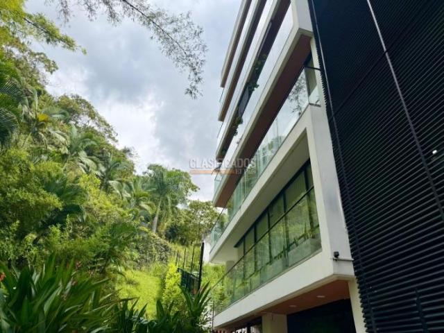 Apartamentos, Venta en Santa Mónica Residencial