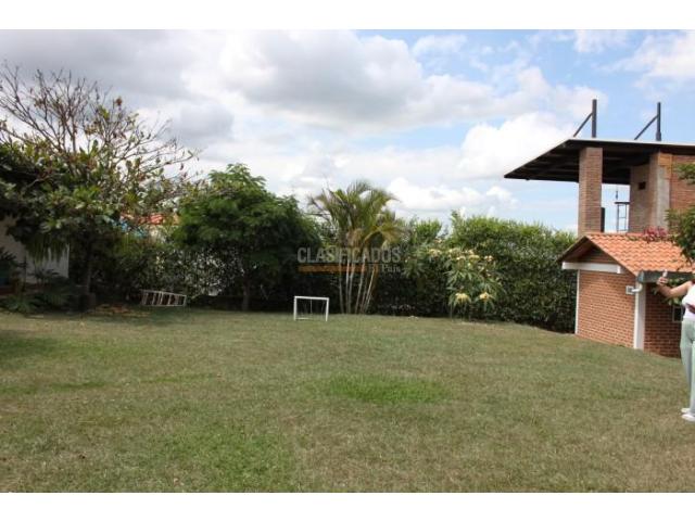 Edificios, Venta en El Cerrito