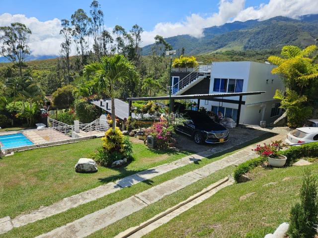 Fincas y Casas Campestres, Venta en Calima (Darién)
