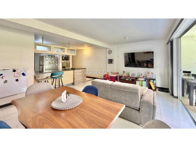 Apartamentos, Venta en Pance