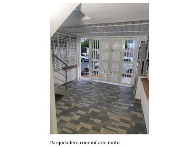 Edificios, Venta en Calicanto
