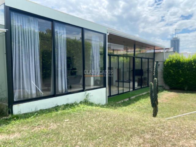 Casas, Venta en Ciudad Jardín