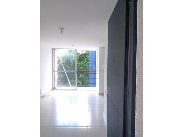 Apartamentos, Venta en Pereira