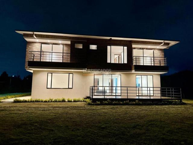 Casas, Venta en Cota