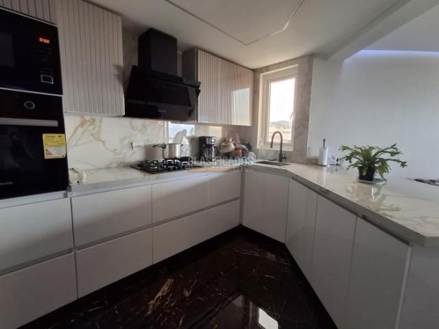 Apartamentos, Alquiler en La Flora