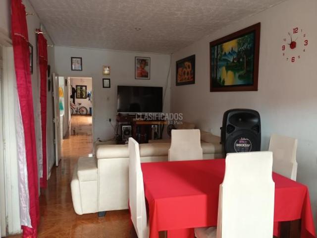 Casas, Venta en Nueva Floresta
