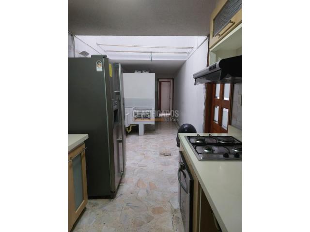 Casas, Venta en La Flora