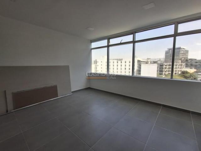Oficinas y Consultorios, Alquiler en Chipichape