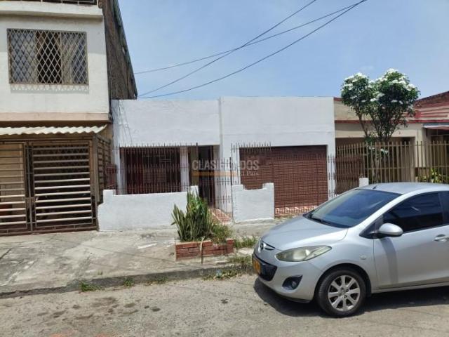 Casas, Venta en Cristóbal Colón
