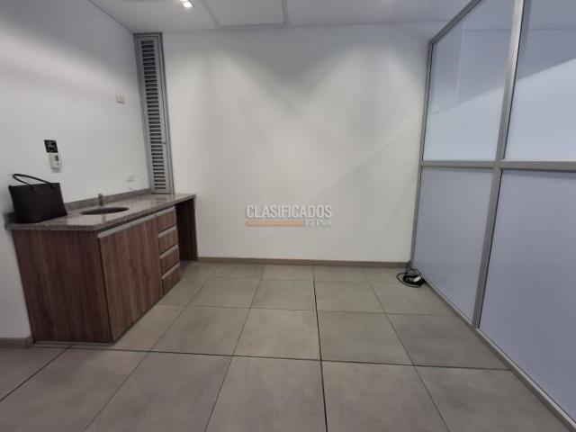 Oficinas y Consultorios, Alquiler en Chipichape