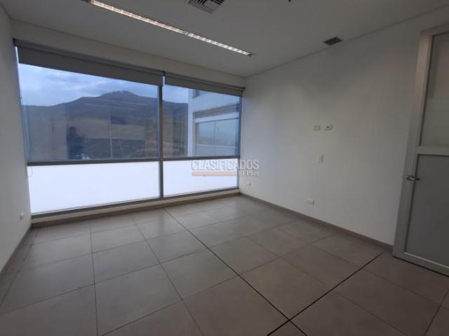 Oficinas y Consultorios, Alquiler en Chipichape