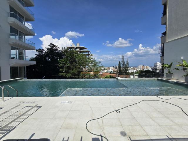 Apartamentos, Venta en Santa Mónica Residencial