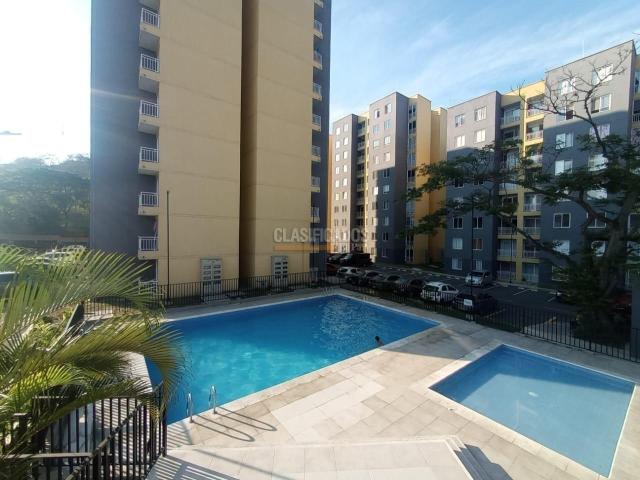 Apartamentos, Venta en Yumbo