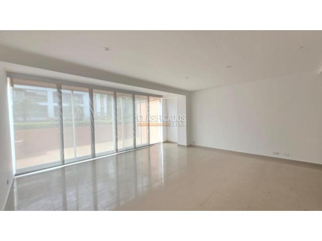 Apartamentos, Venta en Pance