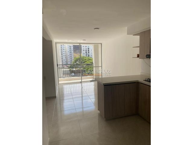 Apartamentos, Venta en Yumbo