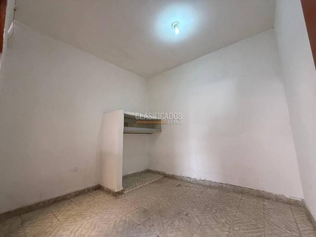 Apartamentos, Alquiler en El Jardín